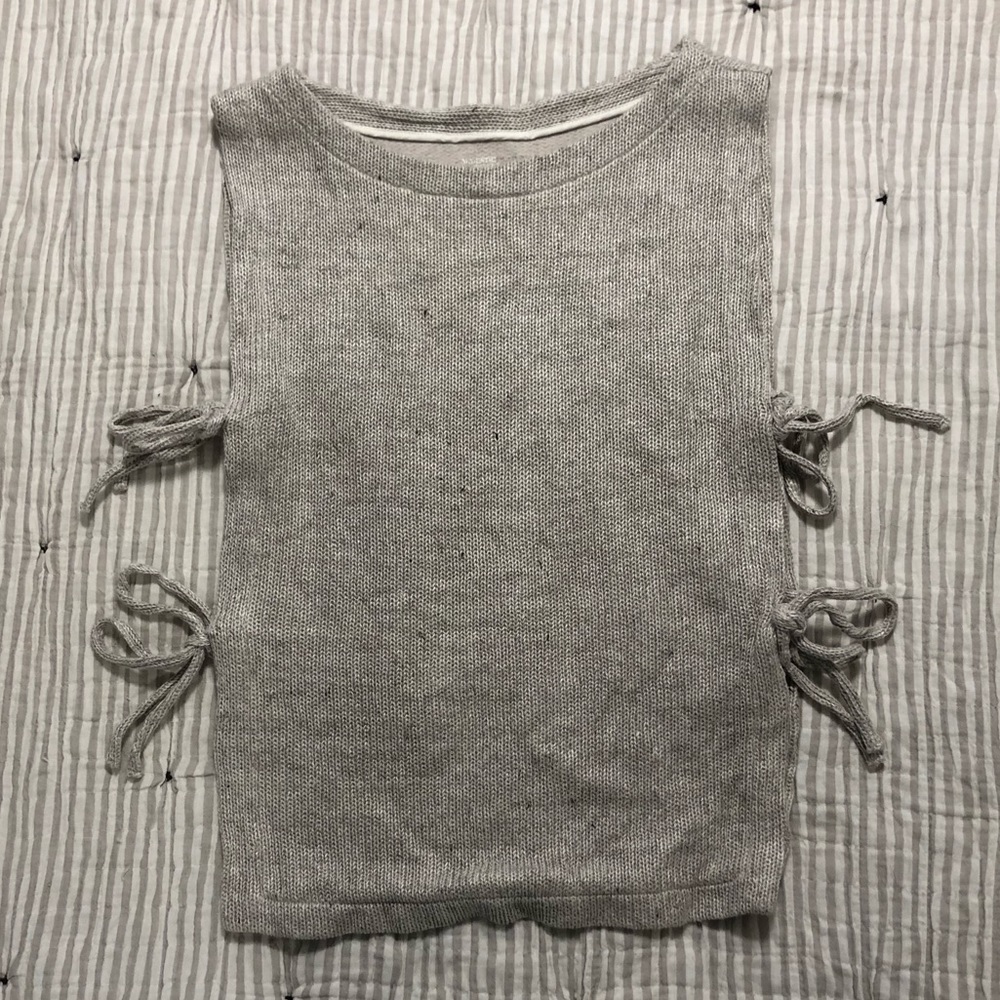 Majestic Filatures Women’s Tie Top Size Medium
